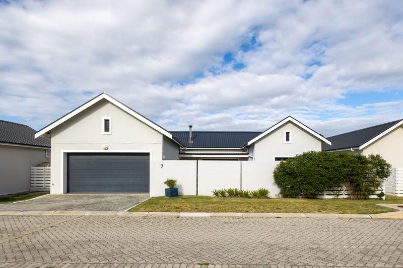 3 Bedroom Property for Sale in Keurbooms River Western Cape